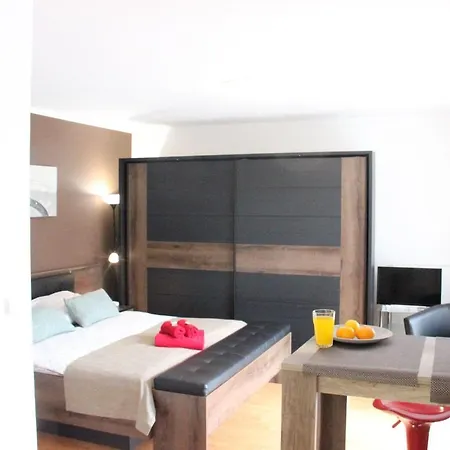 Luxury In The Heart Of Apartment